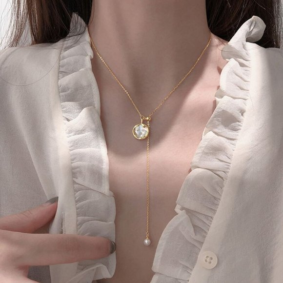 NEW Silver/Gold Round Shell Necklace - Picture 4 of 5